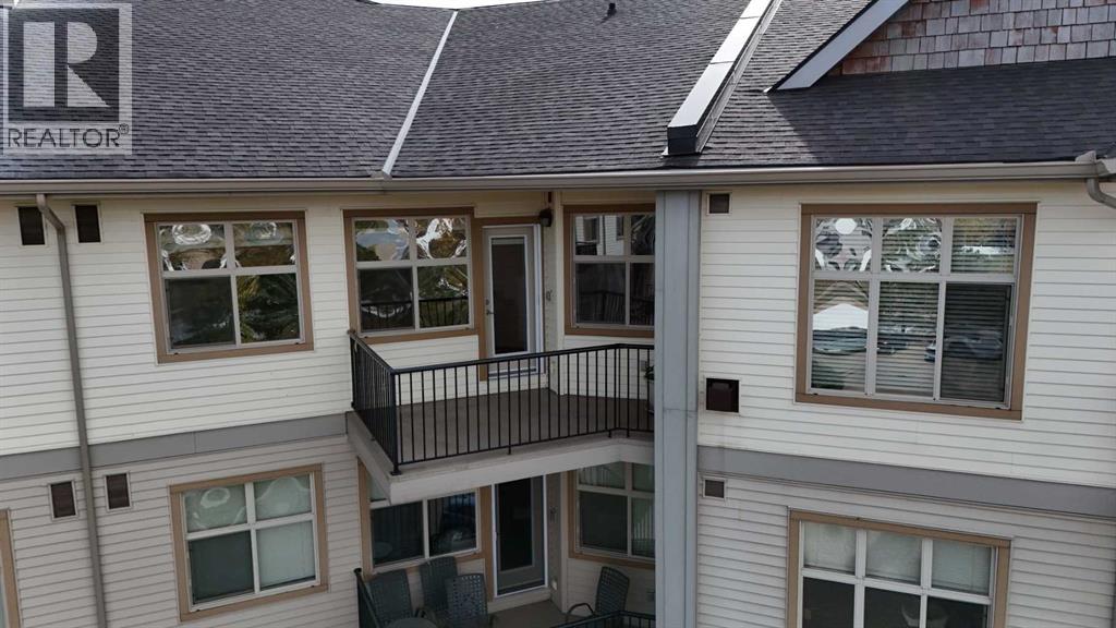100 Lakeway Boulevard Property Photo 21