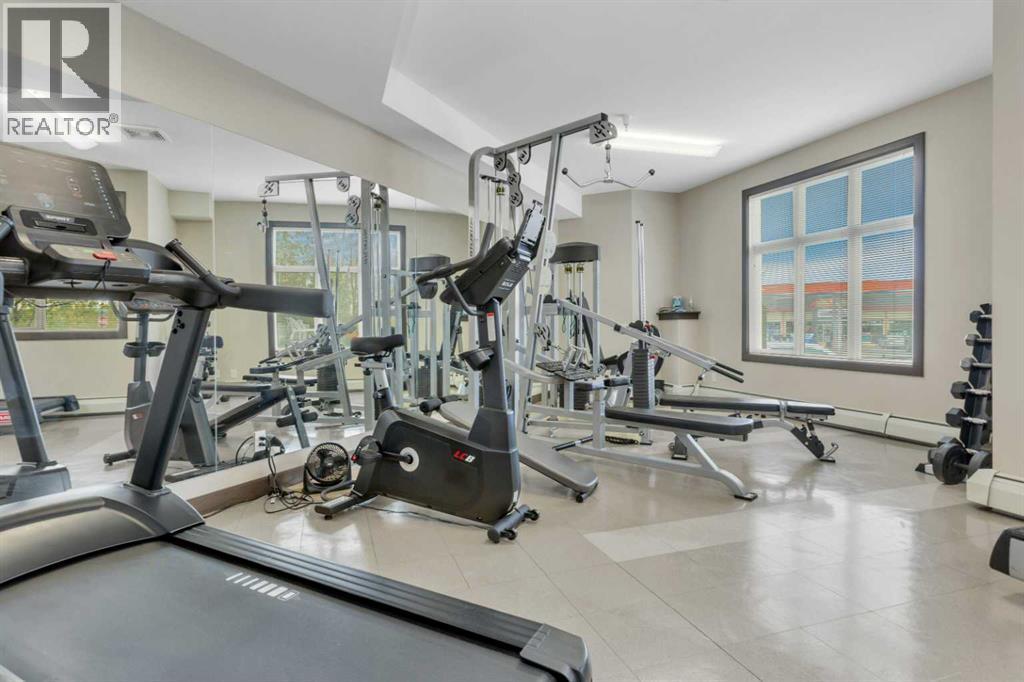 100 Lakeway Boulevard Property Photo 25
