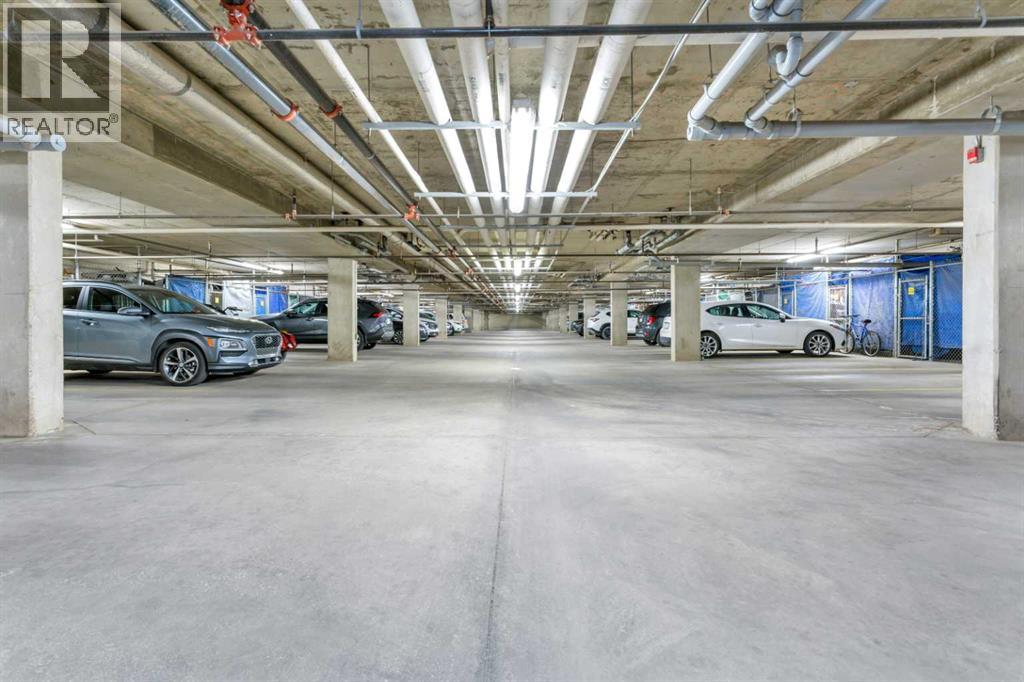100 Lakeway Boulevard Property Photo 26