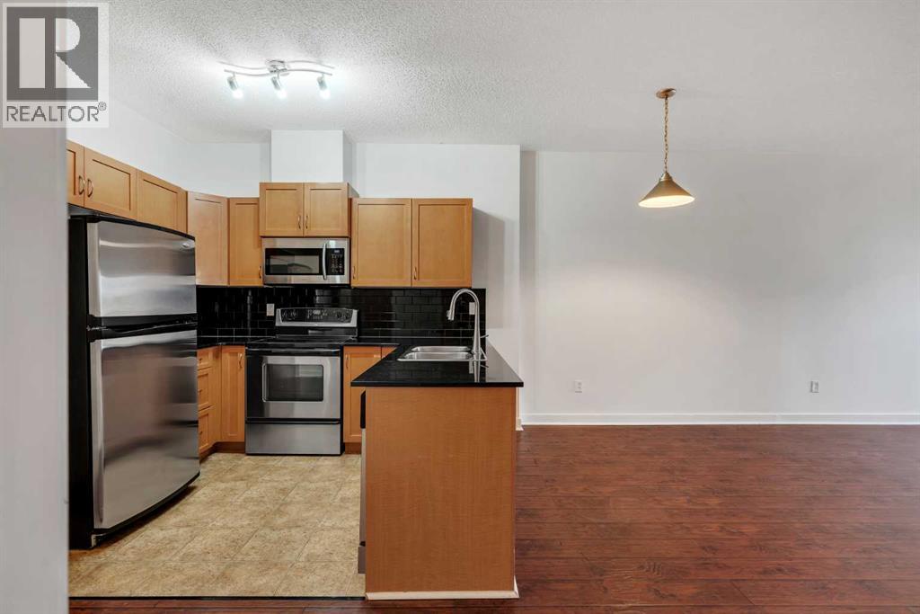 11811 Lake Fraser Drive Southeast Property Photo 13