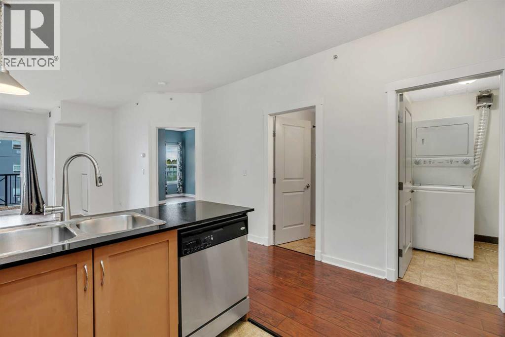 11811 Lake Fraser Drive Southeast Property Photo 14
