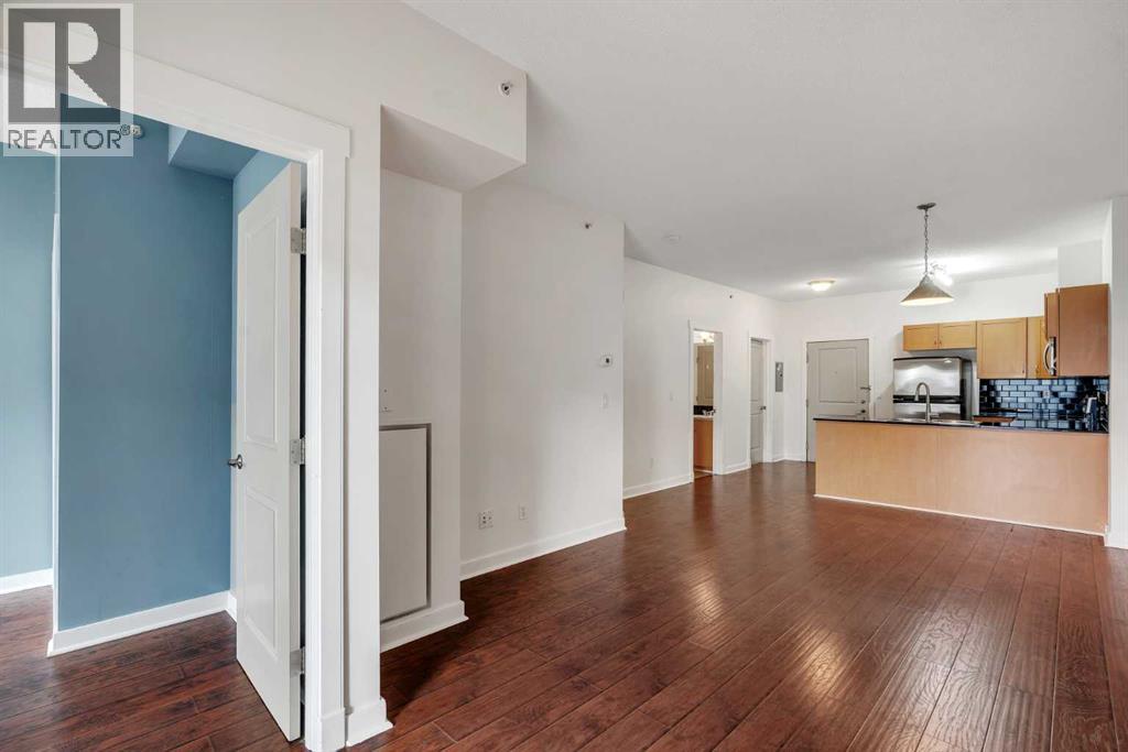 11811 Lake Fraser Drive Southeast Property Photo 15