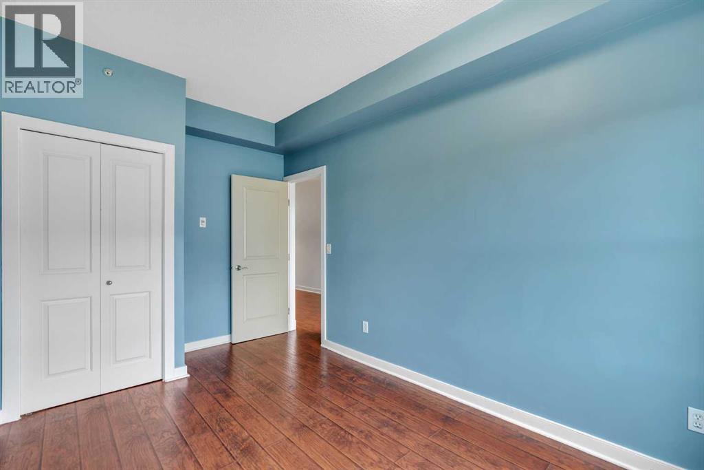 11811 Lake Fraser Drive Southeast Property Photo 18