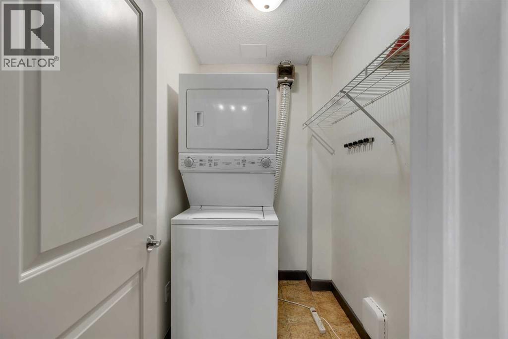 11811 Lake Fraser Drive Southeast Property Photo 24