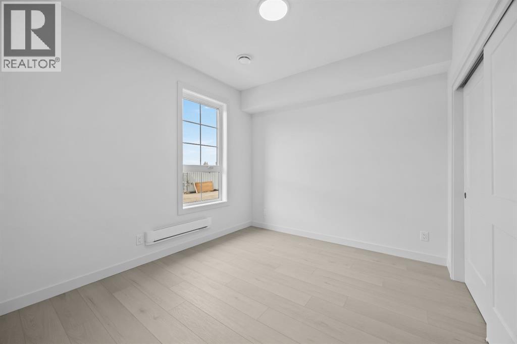 116 Greenwich Drive Nw Property Photo 7