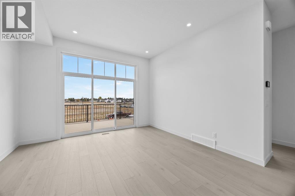 116 Greenwich Drive Nw Property Photo 24