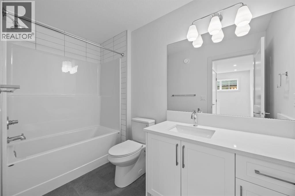 116 Greenwich Drive Nw Property Photo 43