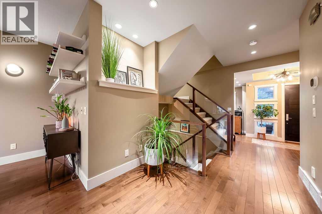 1940 27 Avenue Sw Property Photo 10