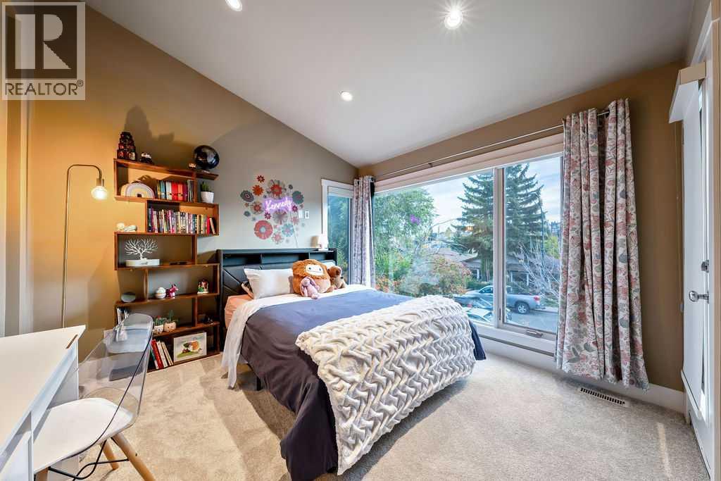 1940 27 Avenue Sw Property Photo 37