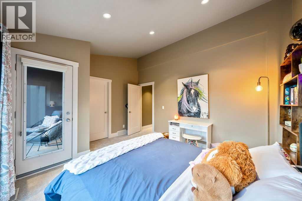 1940 27 Avenue Sw Property Photo 38