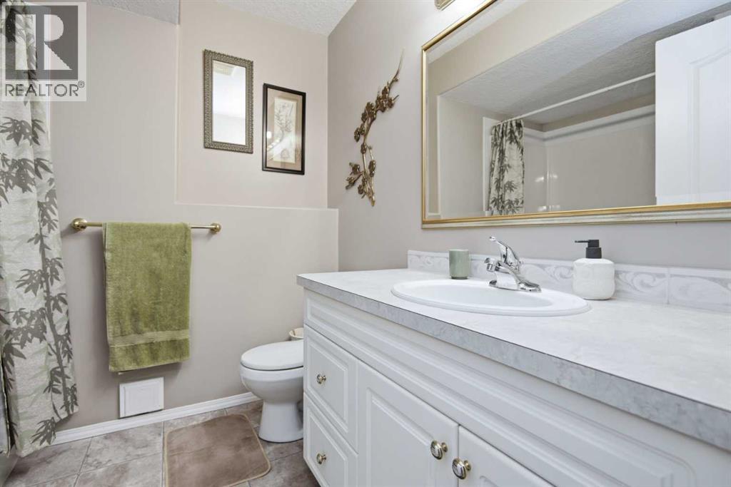 98 Duval Crescent Property Photo 17