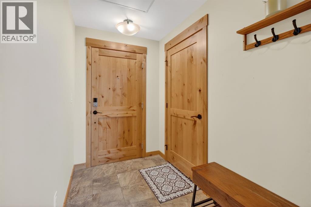 707 Spring Creek Drive Property Photo 2