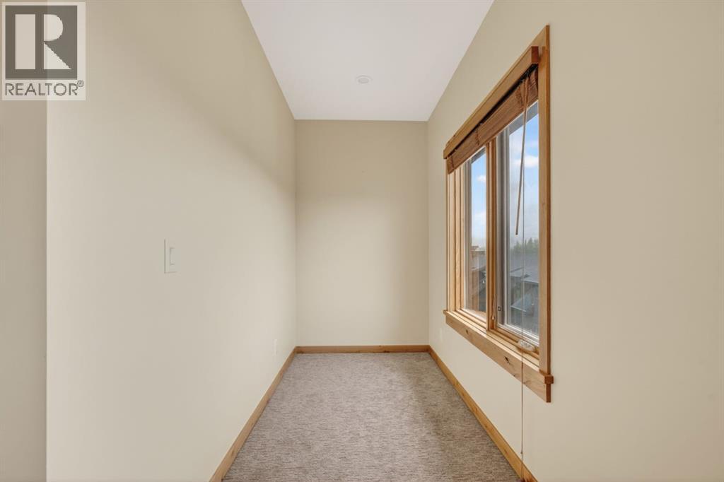 707 Spring Creek Drive Property Photo 37
