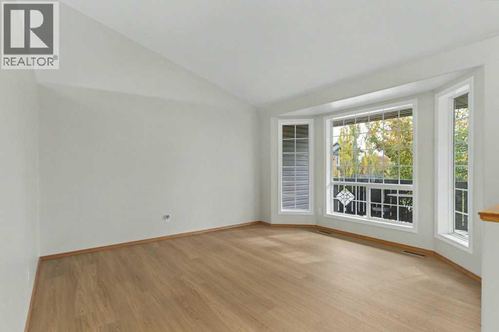 16 Nesbitt Avenue Property Photo 5