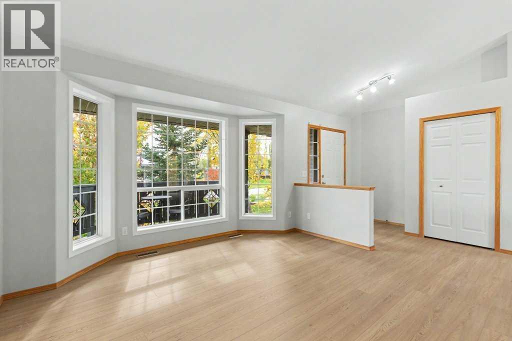 16 Nesbitt Avenue Property Photo 6