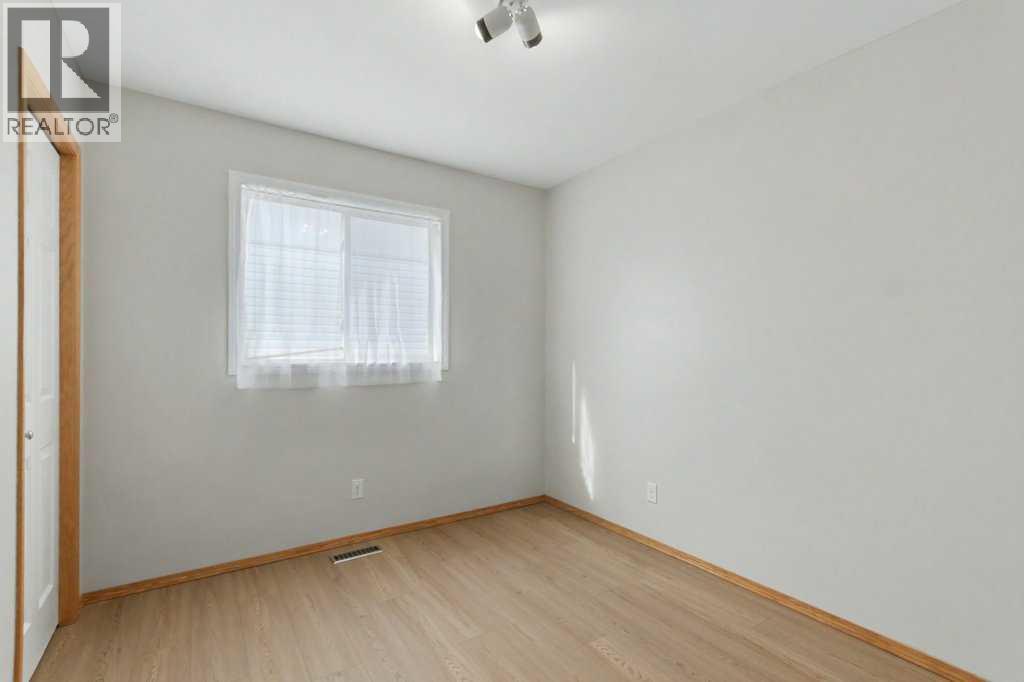 16 Nesbitt Avenue Property Photo 19