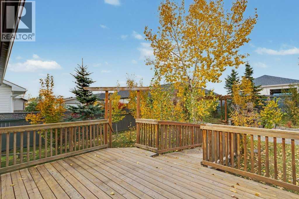 16 Nesbitt Avenue Property Photo 23