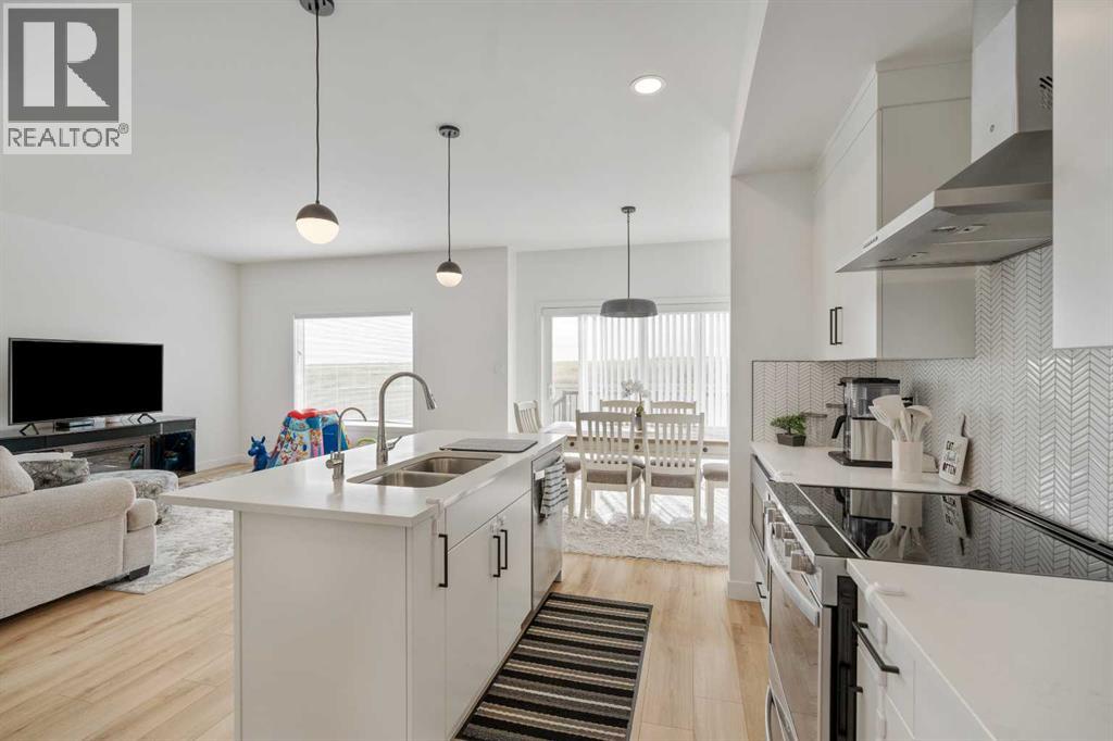 894 Miners Boulevard W Property Photo 10