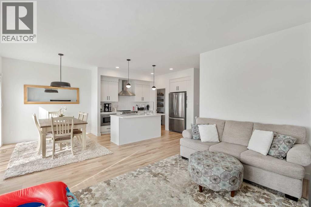 894 Miners Boulevard W Property Photo 16