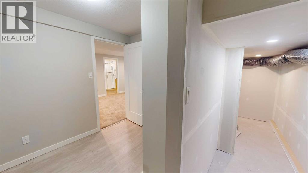 49 Sunhurst Crescent Se Property Photo 29