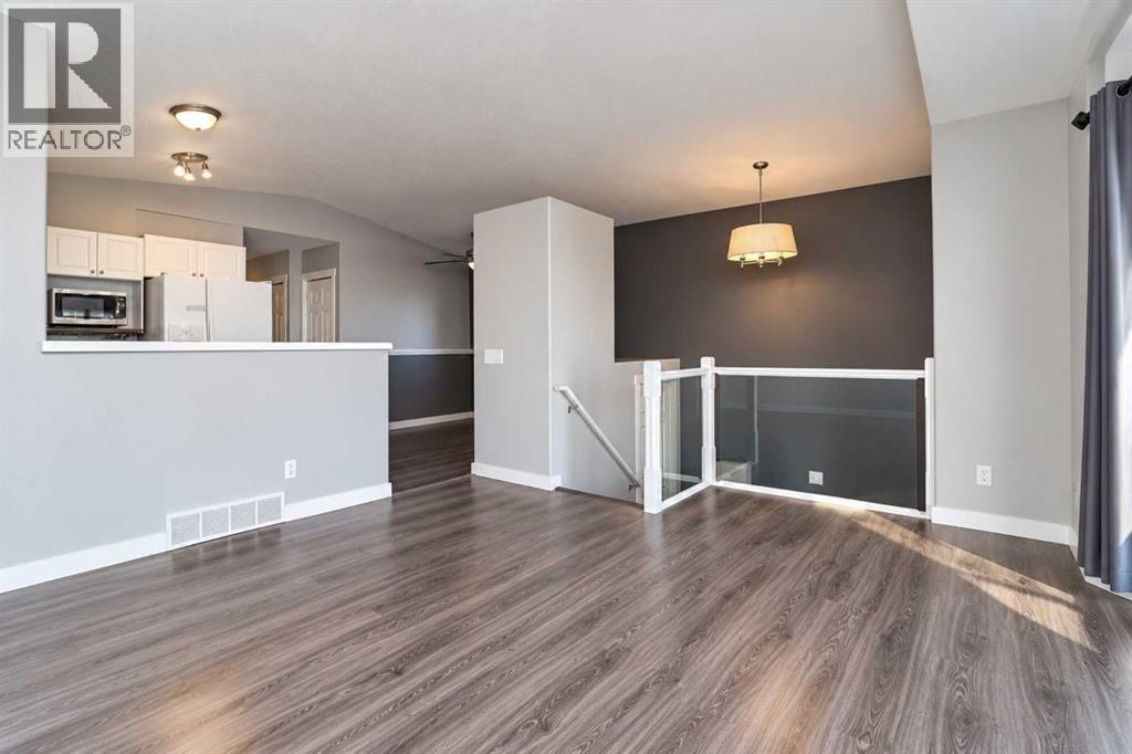 9729 126 Avenue Property Photo 6