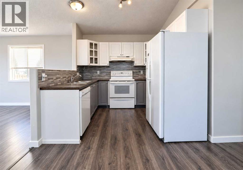 9729 126 Avenue Property Photo 11