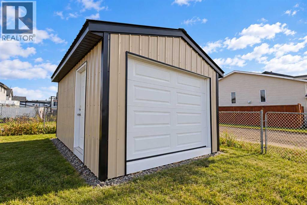 9729 126 Avenue Property Photo 35