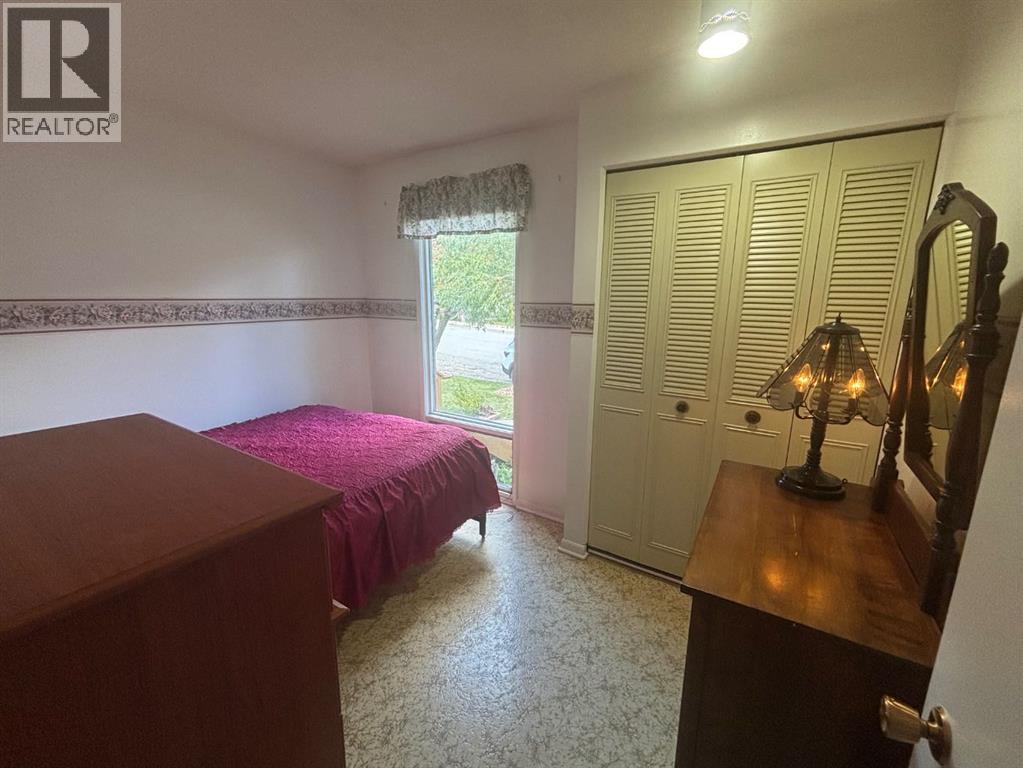 7306 24 Avenue Property Photo 11