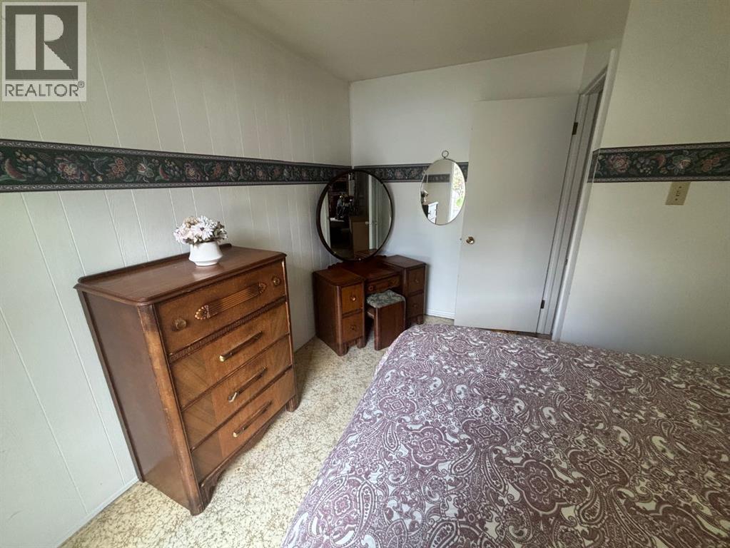 7306 24 Avenue Property Photo 14
