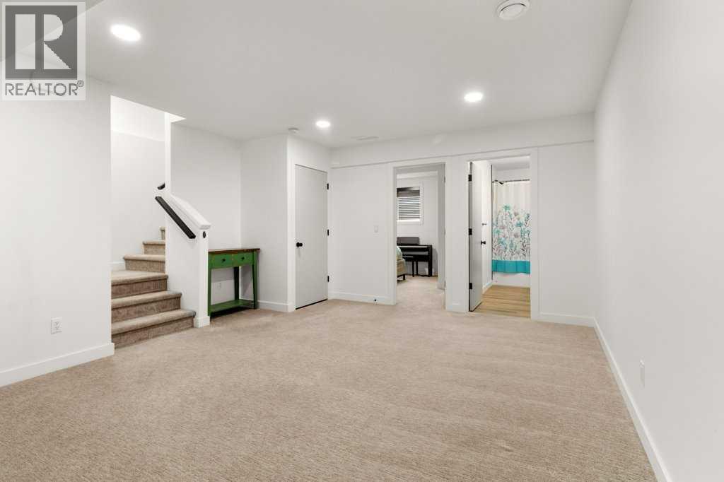 32 Iron Gate Boulevard Property Photo 19