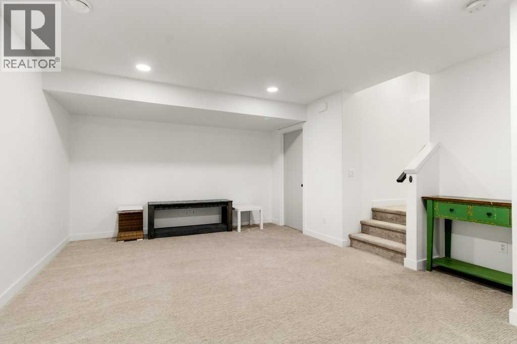 32 Iron Gate Boulevard Property Photo 22