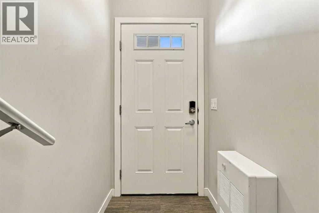 250 Fireside View Property Photo 4