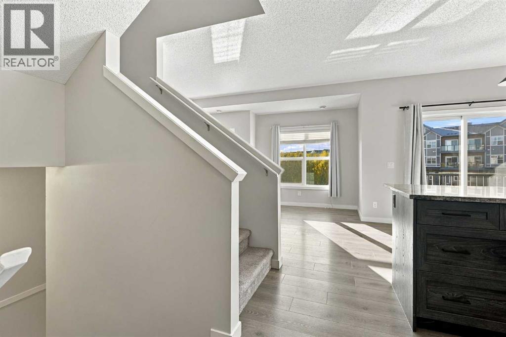 250 Fireside View Property Photo 14