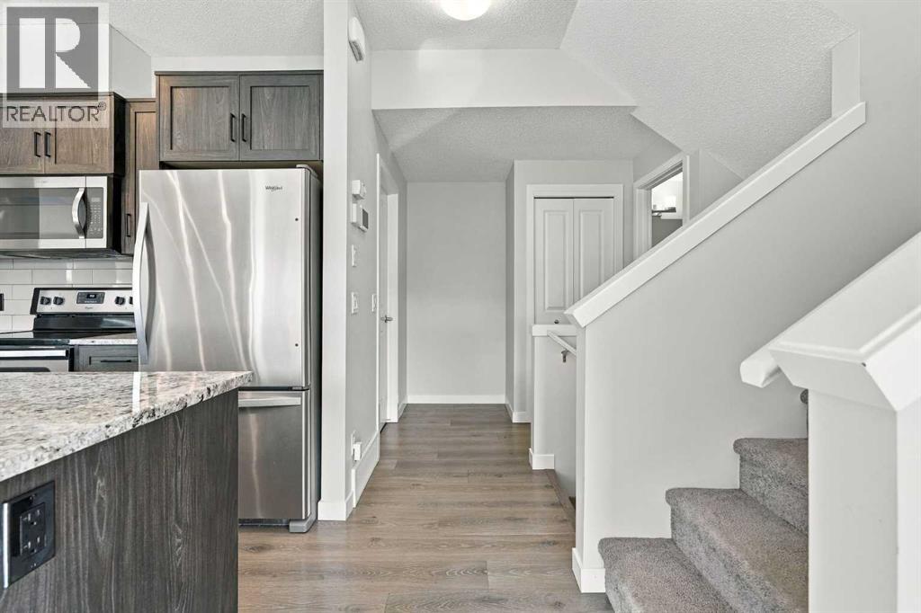 250 Fireside View Property Photo 15