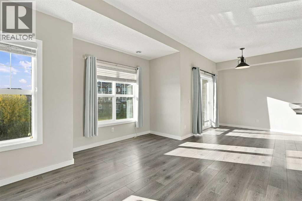250 Fireside View Property Photo 22
