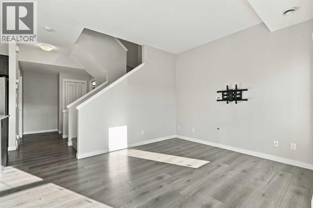 250 Fireside View Property Photo 23