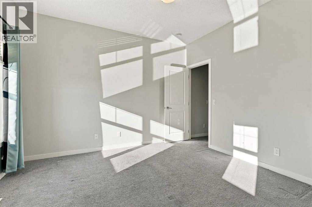 250 Fireside View Property Photo 28