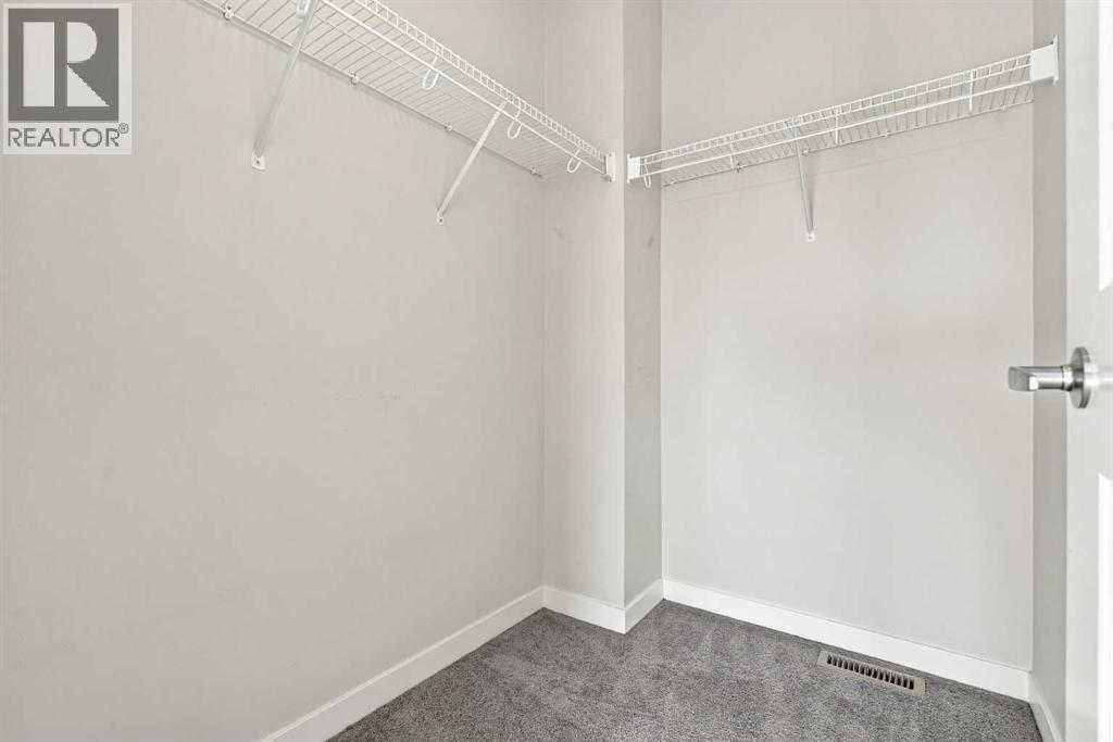250 Fireside View Property Photo 31