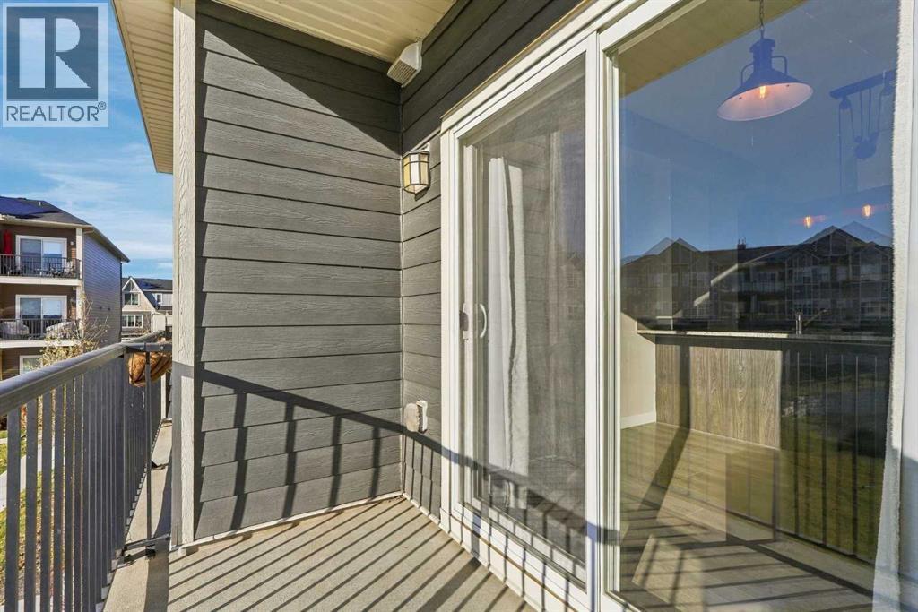 250 Fireside View Property Photo 37