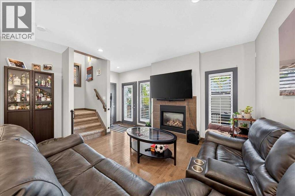 1922 29 Street Sw Property Photo 15