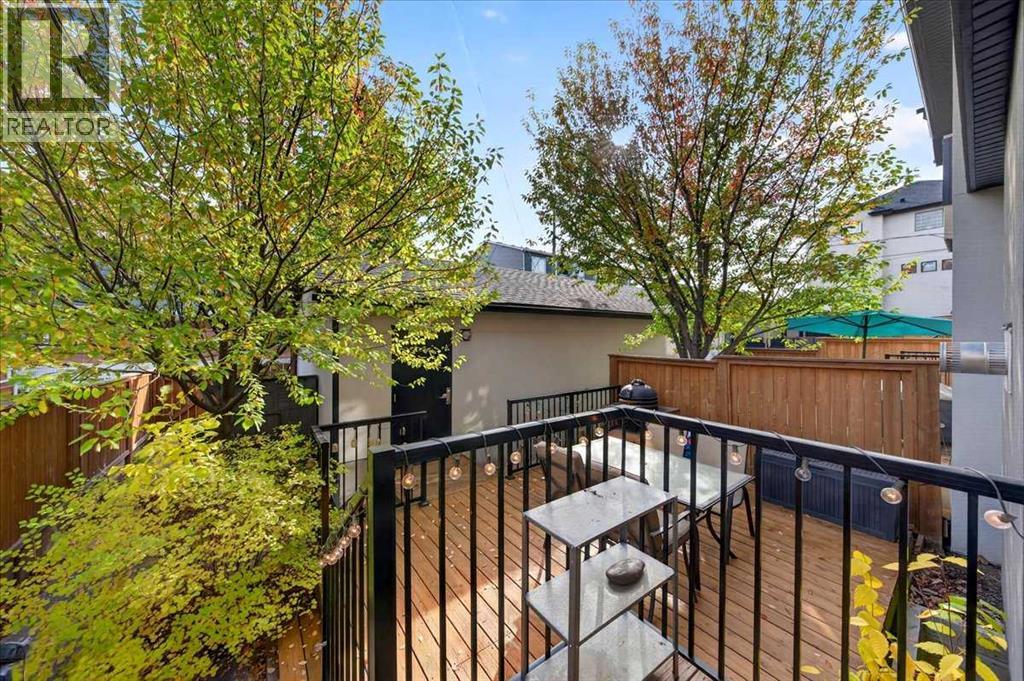 1922 29 Street Sw Property Photo 18