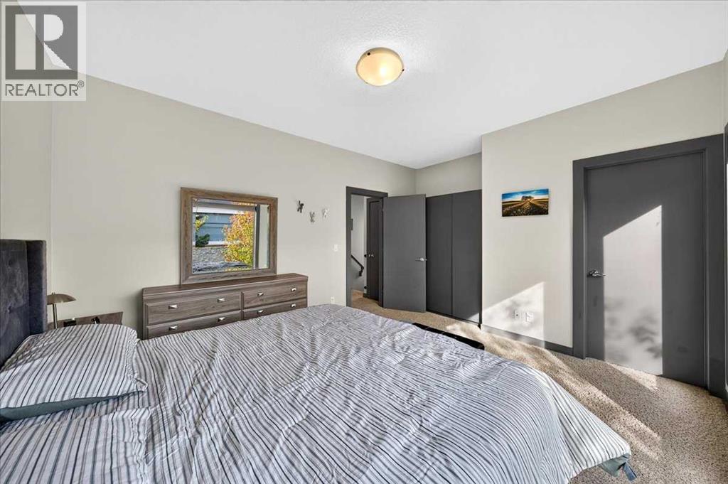 1922 29 Street Sw Property Photo 32
