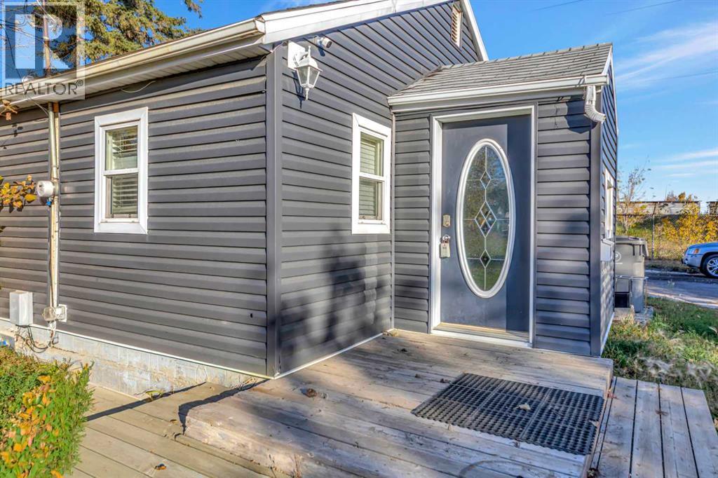 5517 52 Street Property Photo 24