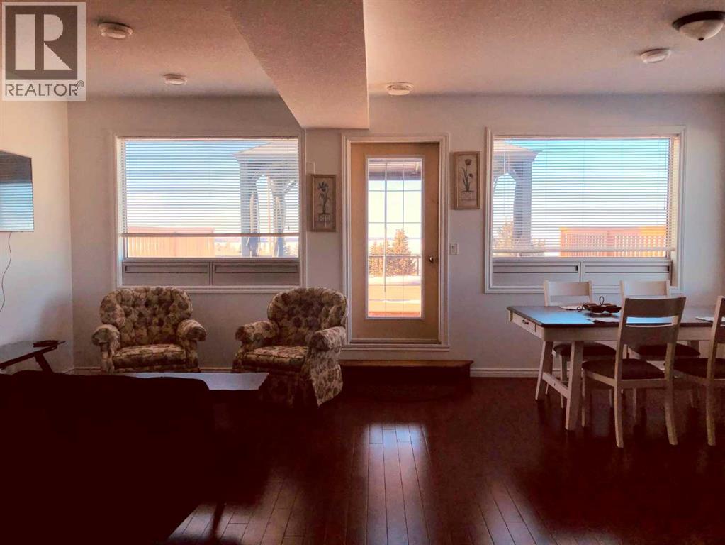 10117 102 Property Photo 22