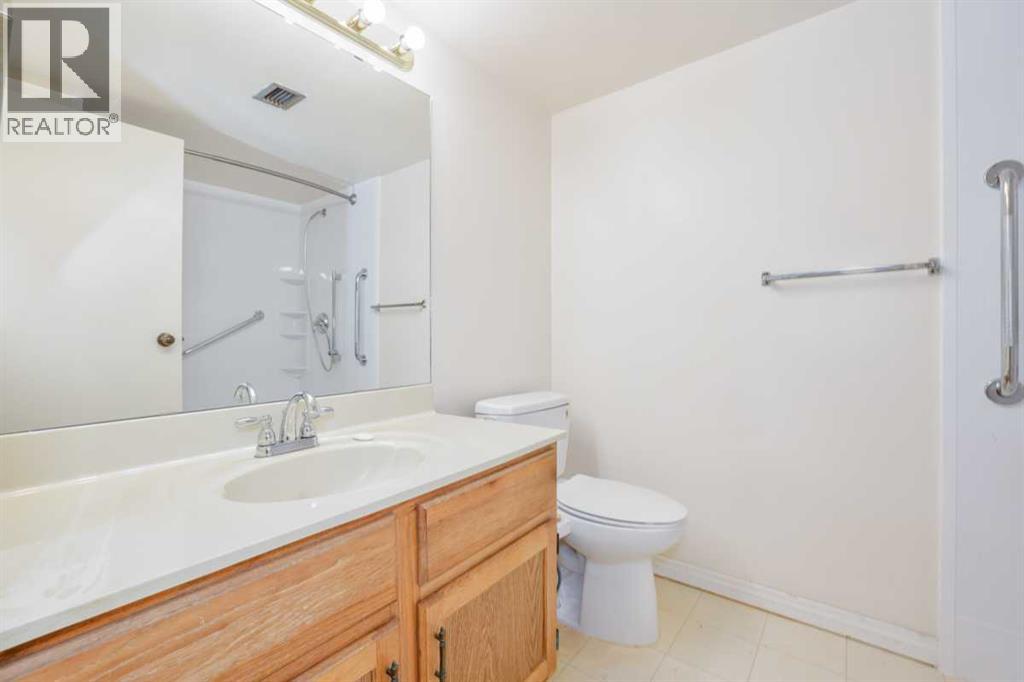 80 Point Mckay Crescent Northwest Property Photo 15