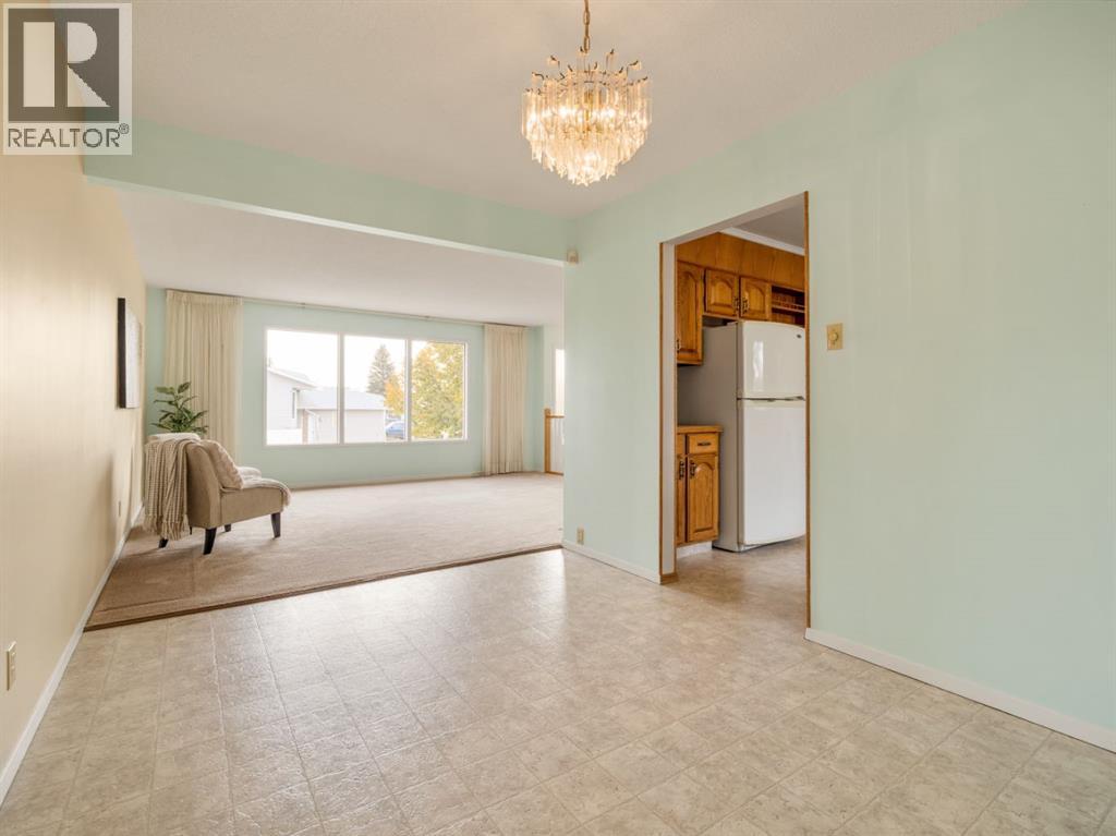 1206 27th Street N Property Photo 11