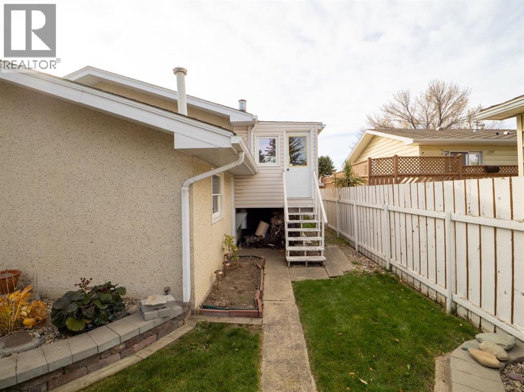 1206 27th Street N Property Photo 38