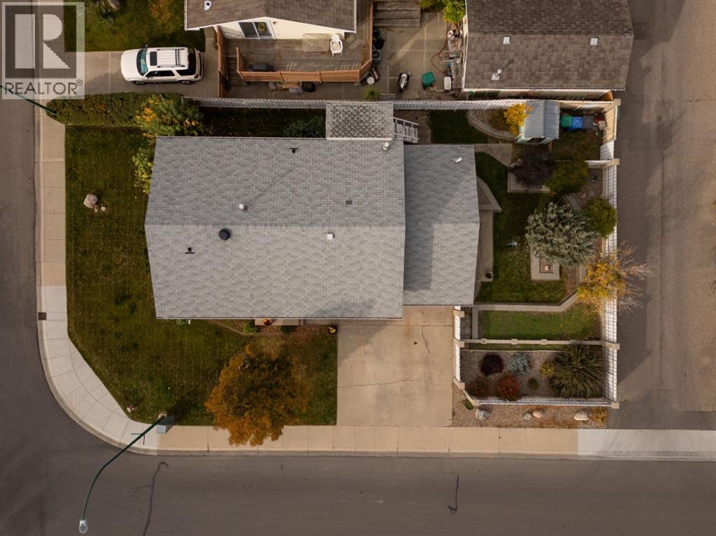 1206 27th Street N Property Photo 43