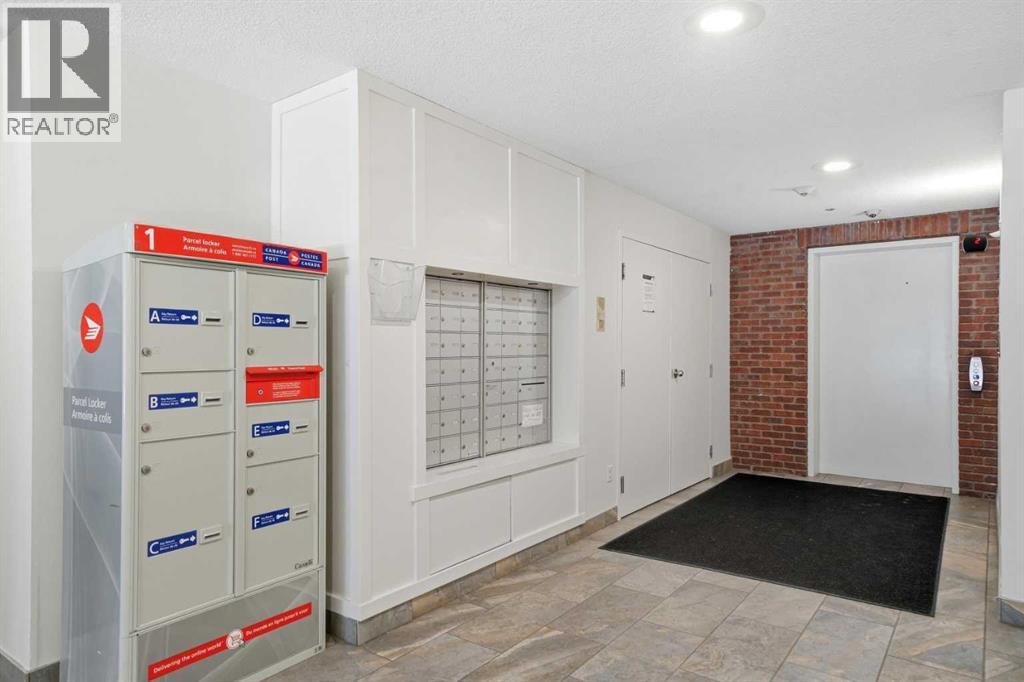 279 Copperpond Common Southeast Property Photo 31