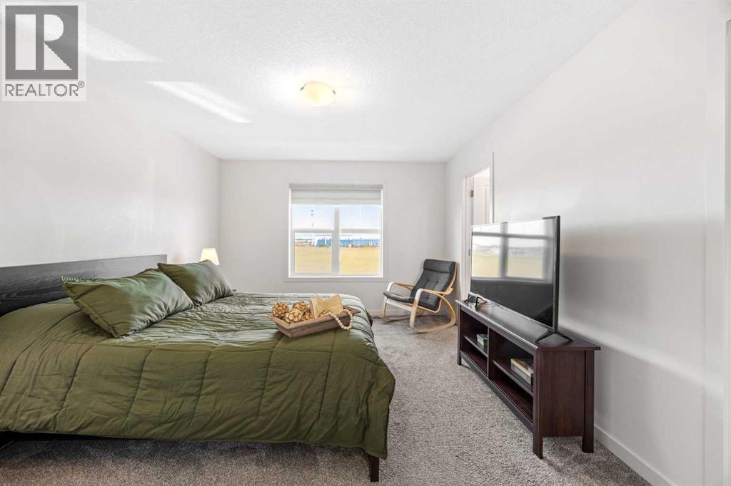 251 Chinook Gate Boulevard Sw Property Photo 28